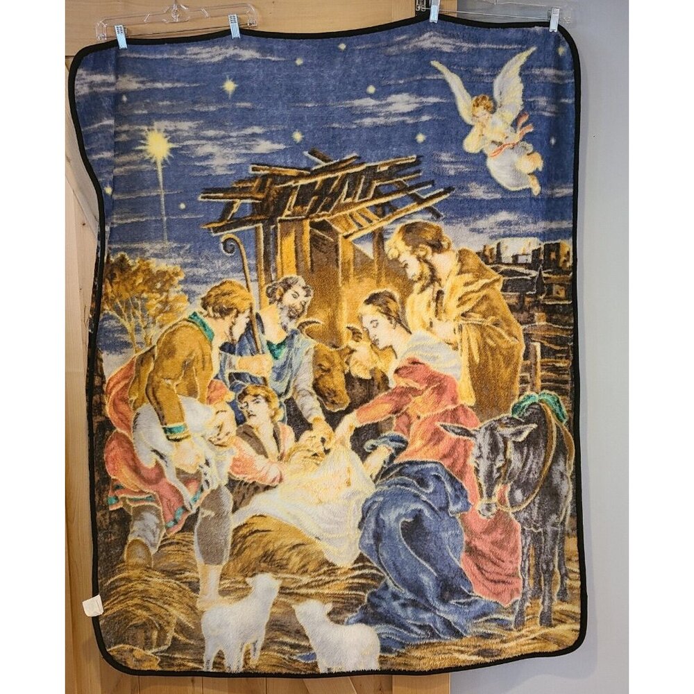 Nativity Scene Christmas Fleece Throw Jesus Mary Joseph Angel Manger Blanket - Picture 3 of 13